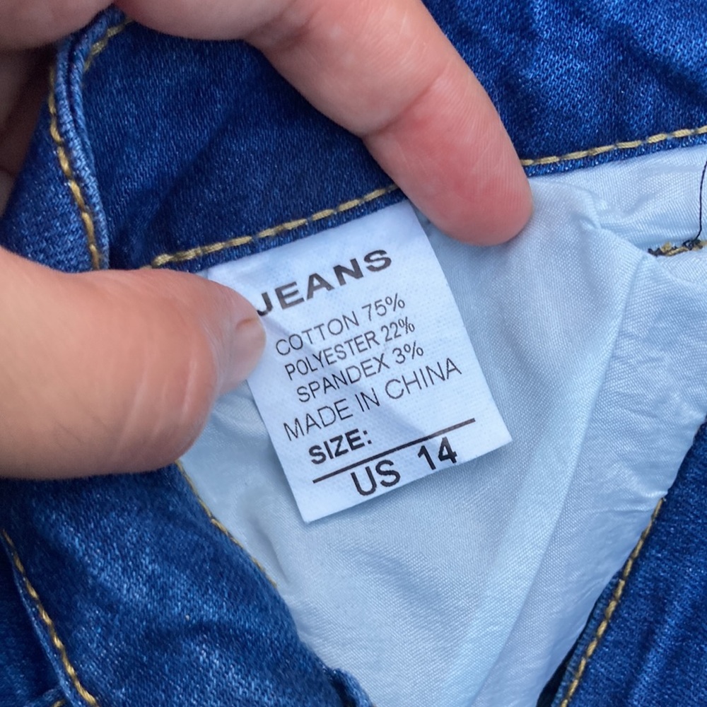 NWT Fashion Jeans with ripped/frayed holes sz. 14 - Picture 6 of 6